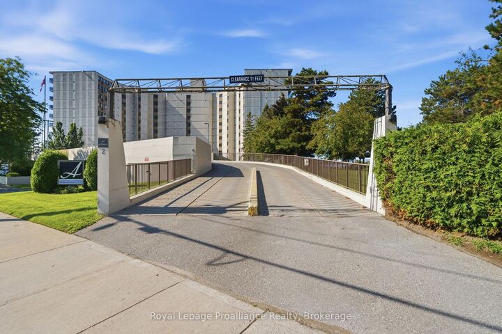 Property Photo:  2 South Front Street 401  ON K8N 5K7 