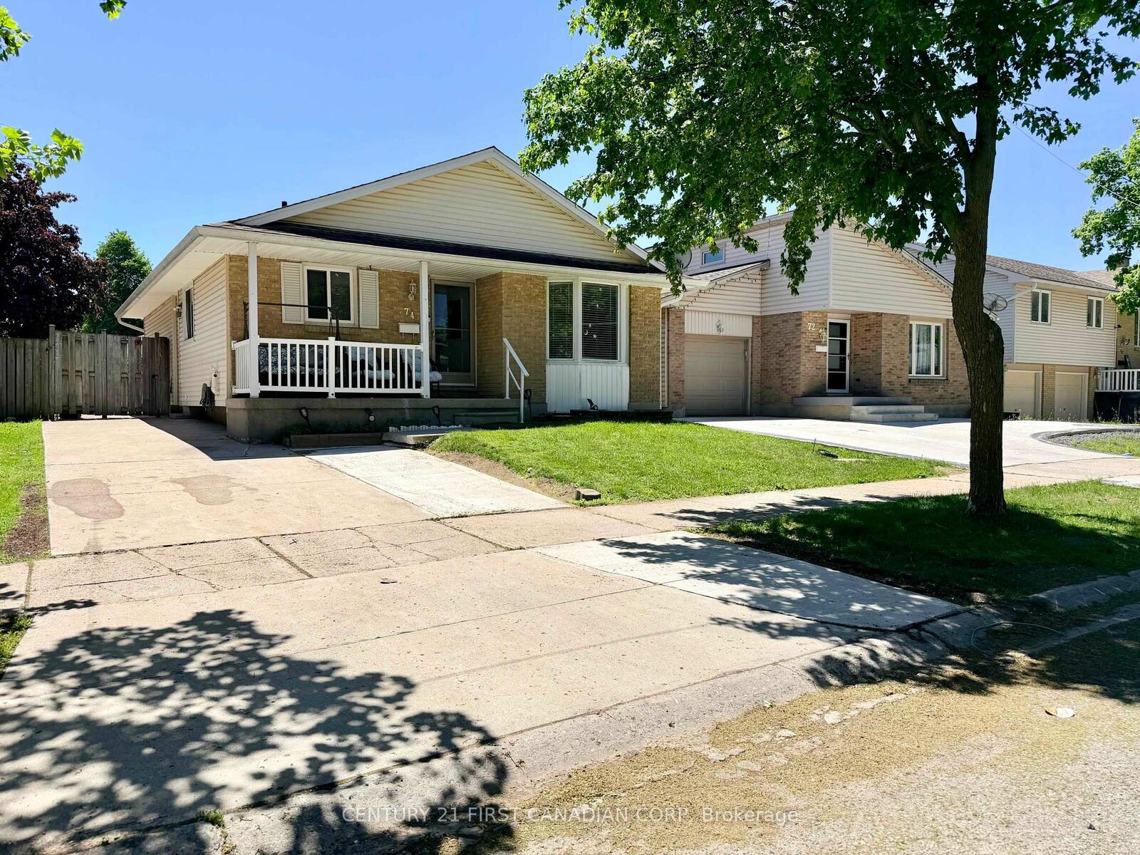Property Photo: 74 Tumbleweed Crescent ON N6E 2N8