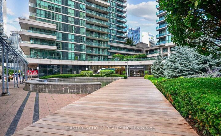 Property Photo: 33 Bay Street 4311 ON M5J 2Z3