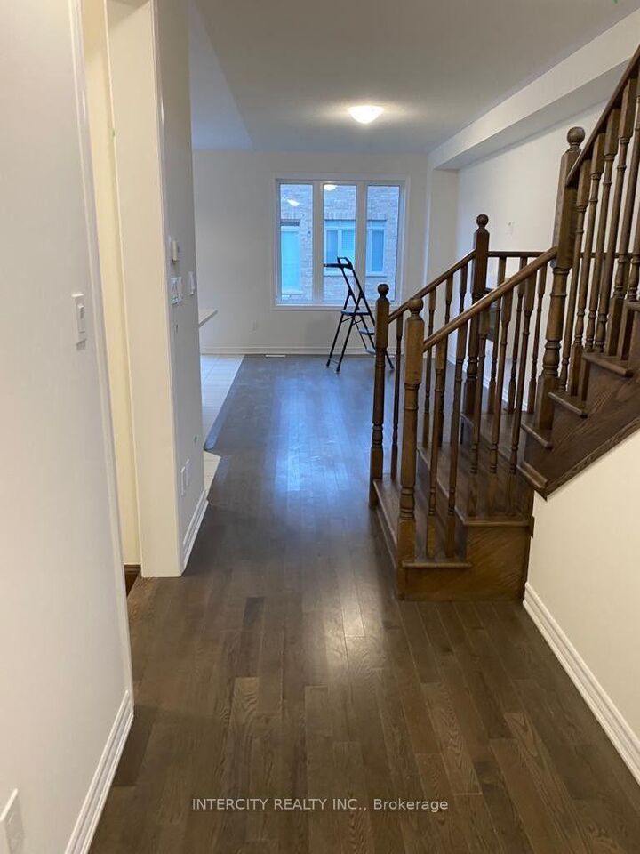 Property Photo:  8 Spinland Street  ON L7C 4K4 