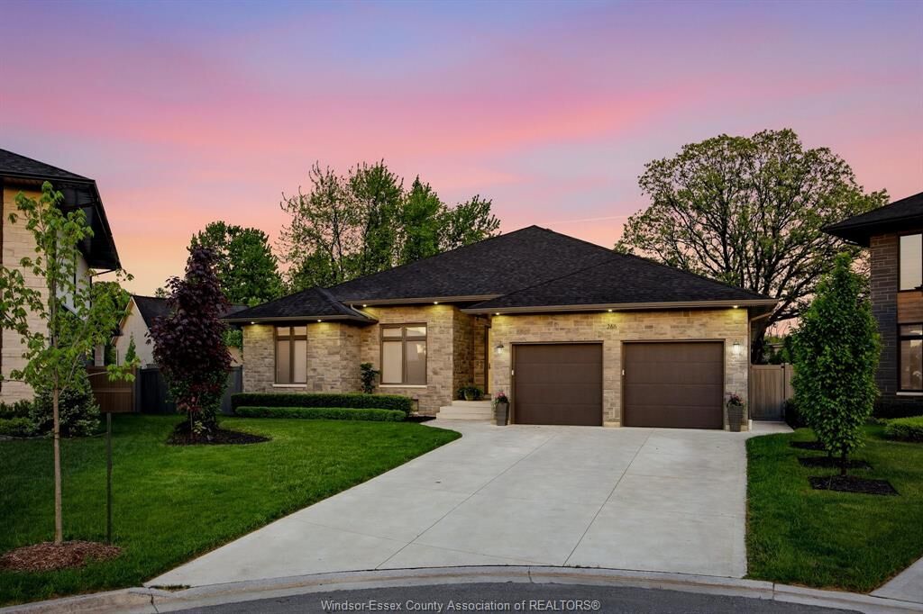 Property Photo: 266 Xavier Circle ON N8N 0J3