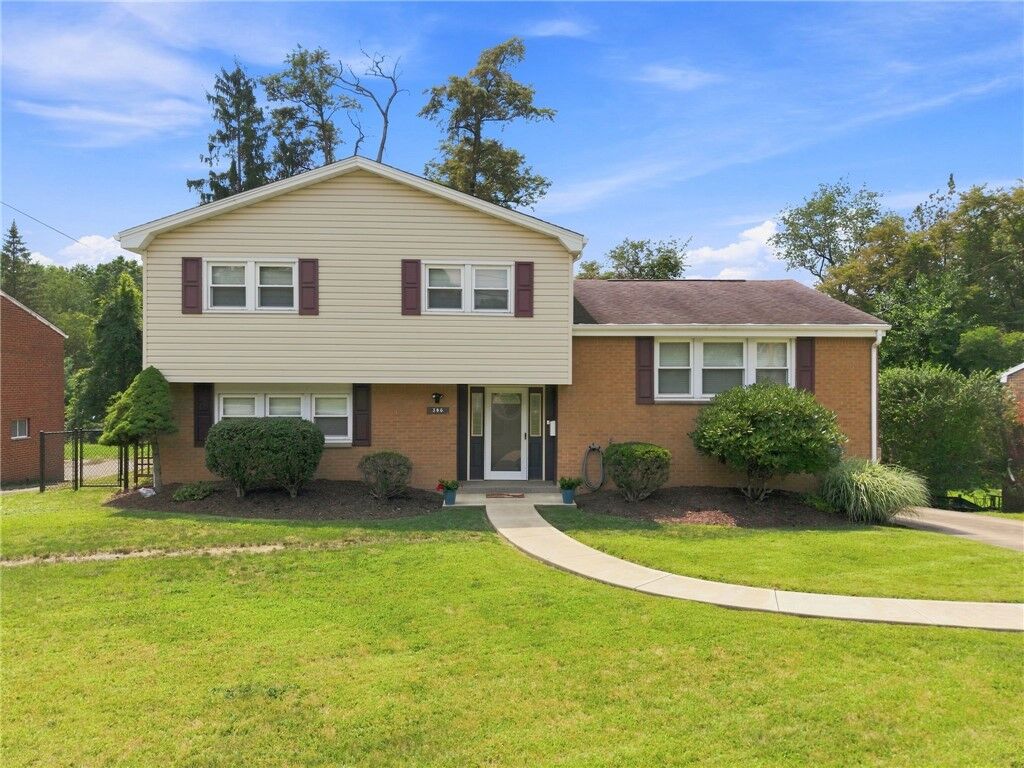 Property Photo: 346 Coleman Dr PA 15146
