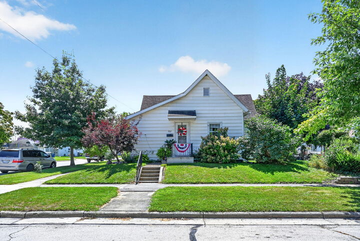 Property Photo: 937 Hendricks Avenue OH 45885