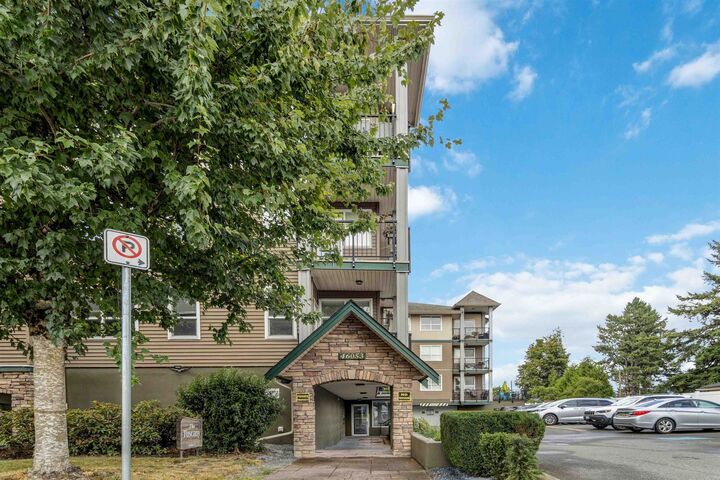 46053 Chilliwack Central Road 304 — photo 1