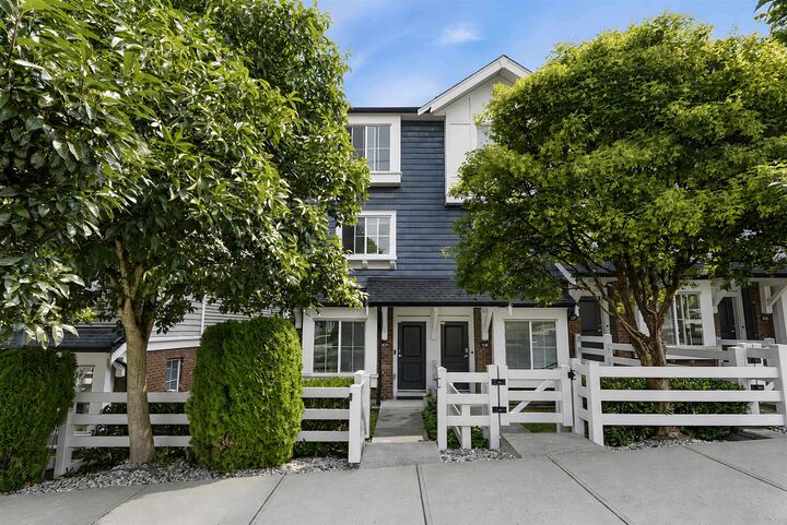 Photo de la propriété: 14833 61 Avenue 109 BC V3S 6T6