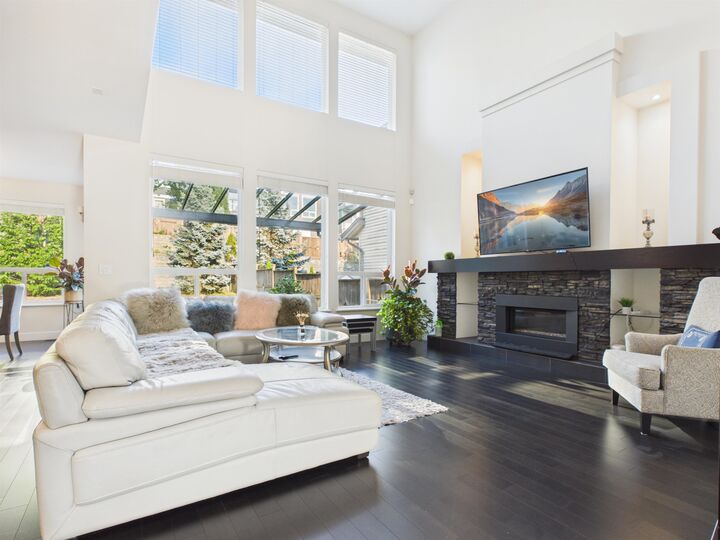 1517 Dayton Street — photo 1