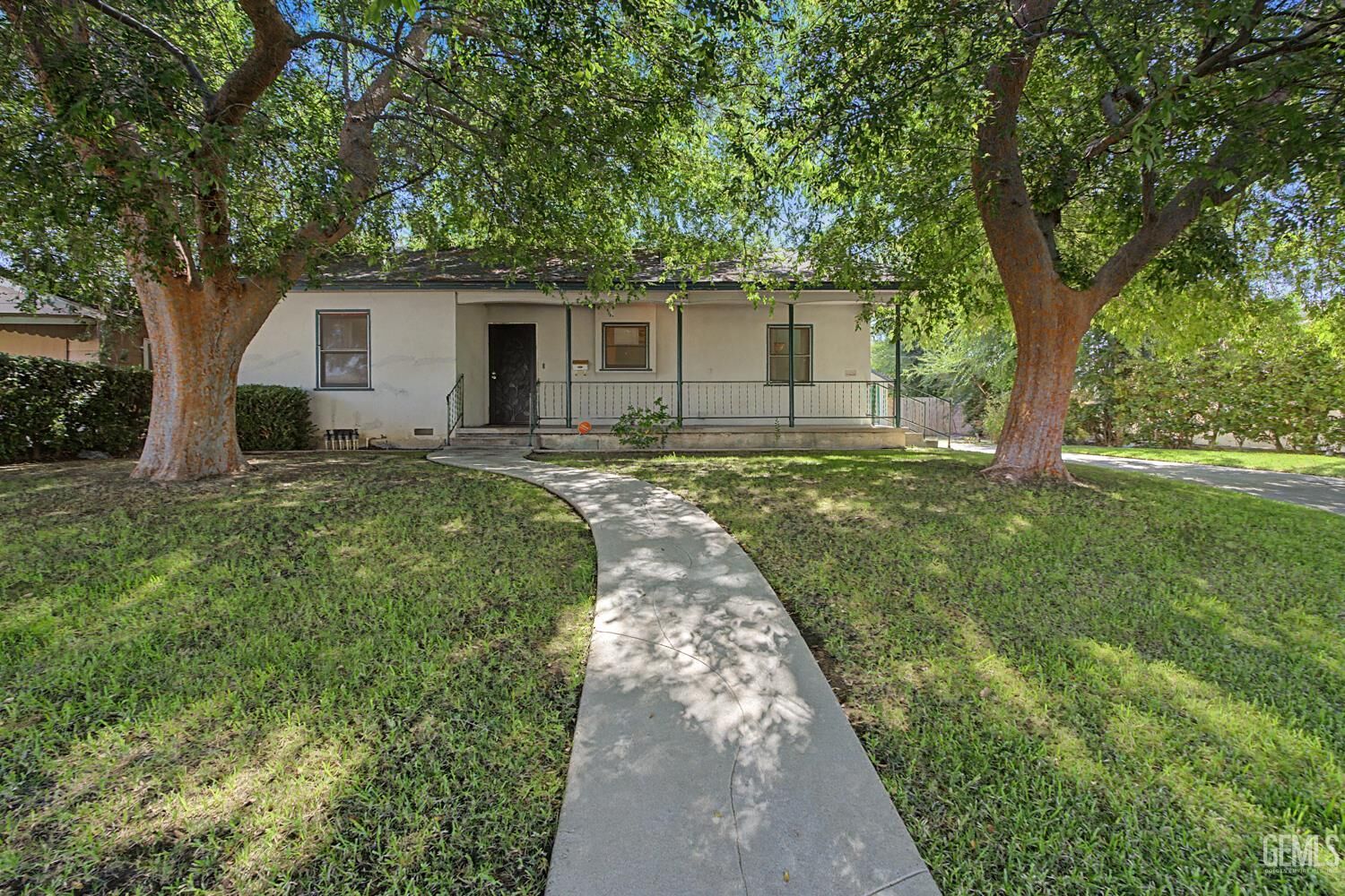Property Photo: