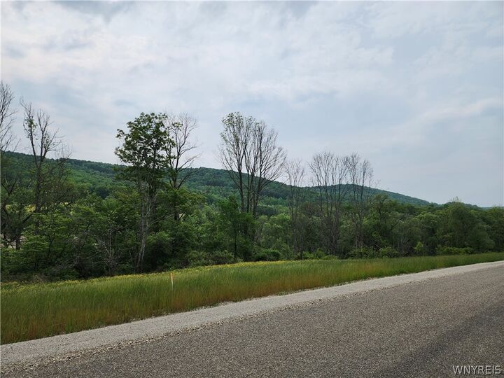 Property Photo:  13 Sundance Road  NY 14731 