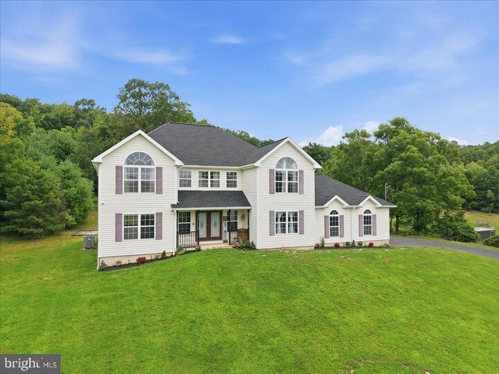 Property Photo:  387 Blue Ridge Road  PA 18353 