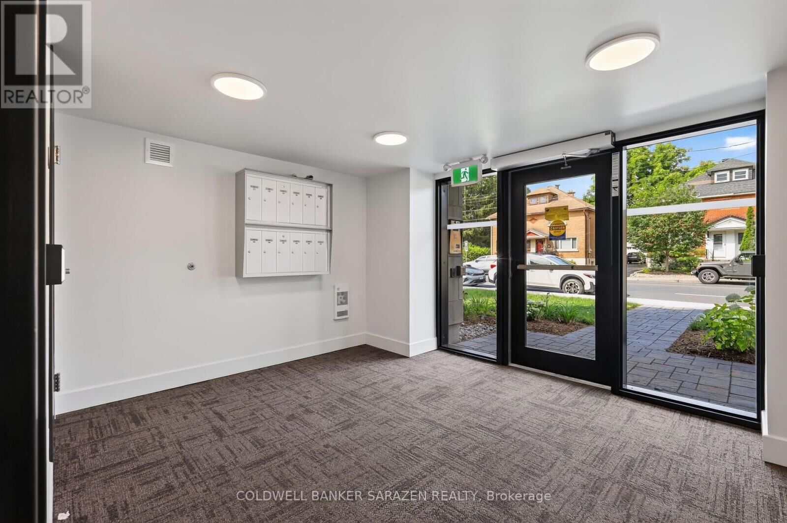 Property Photo: 157 Holland Avenue ON K1Y 0Y2