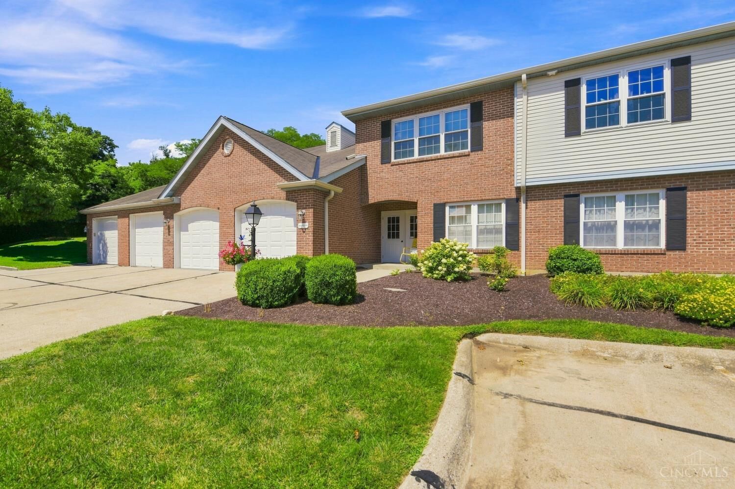 Property Photo: 6288 Eagles Lake Drive OH 45248