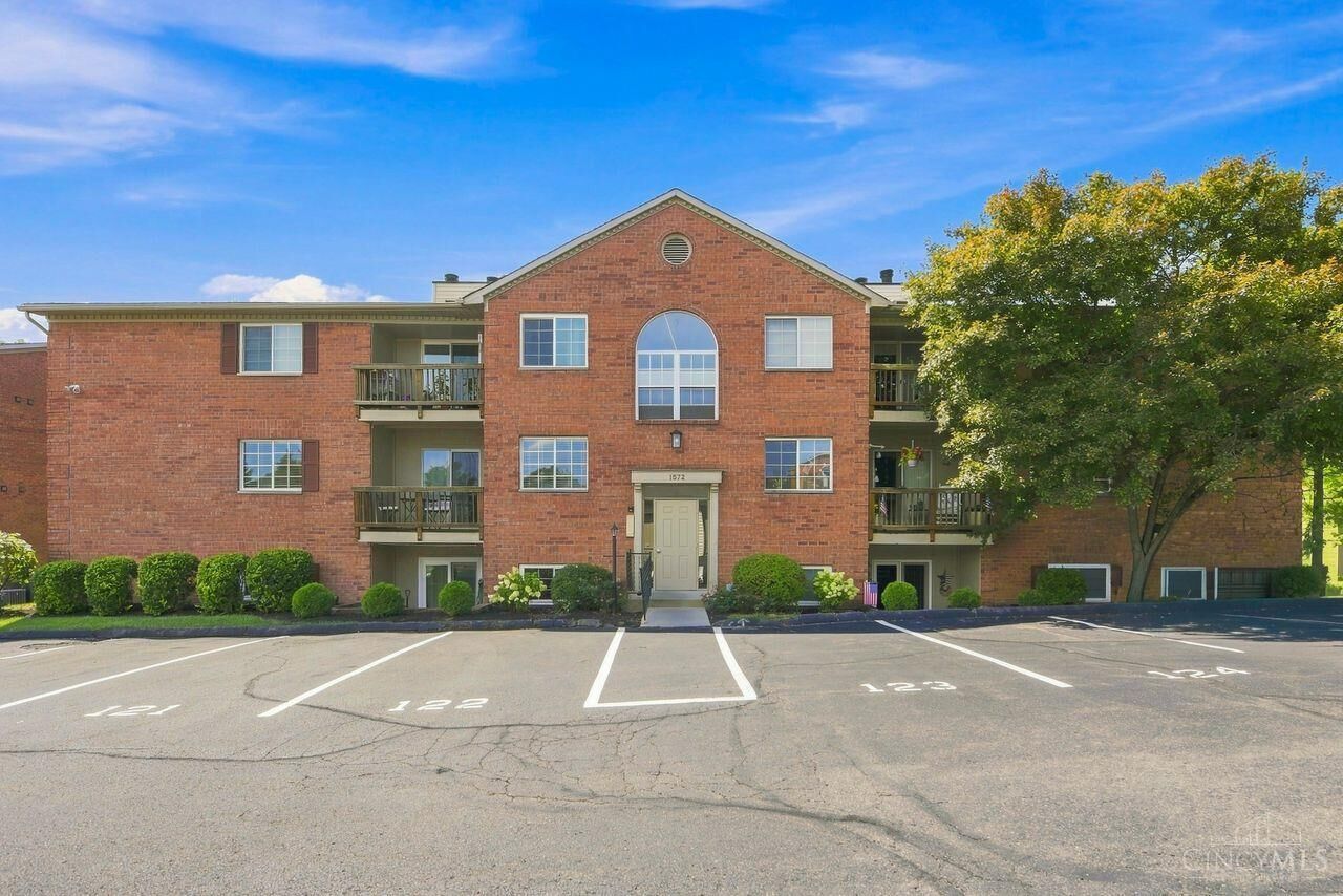 Property Photo:  1572 Gelhot Drive  OH 45014 