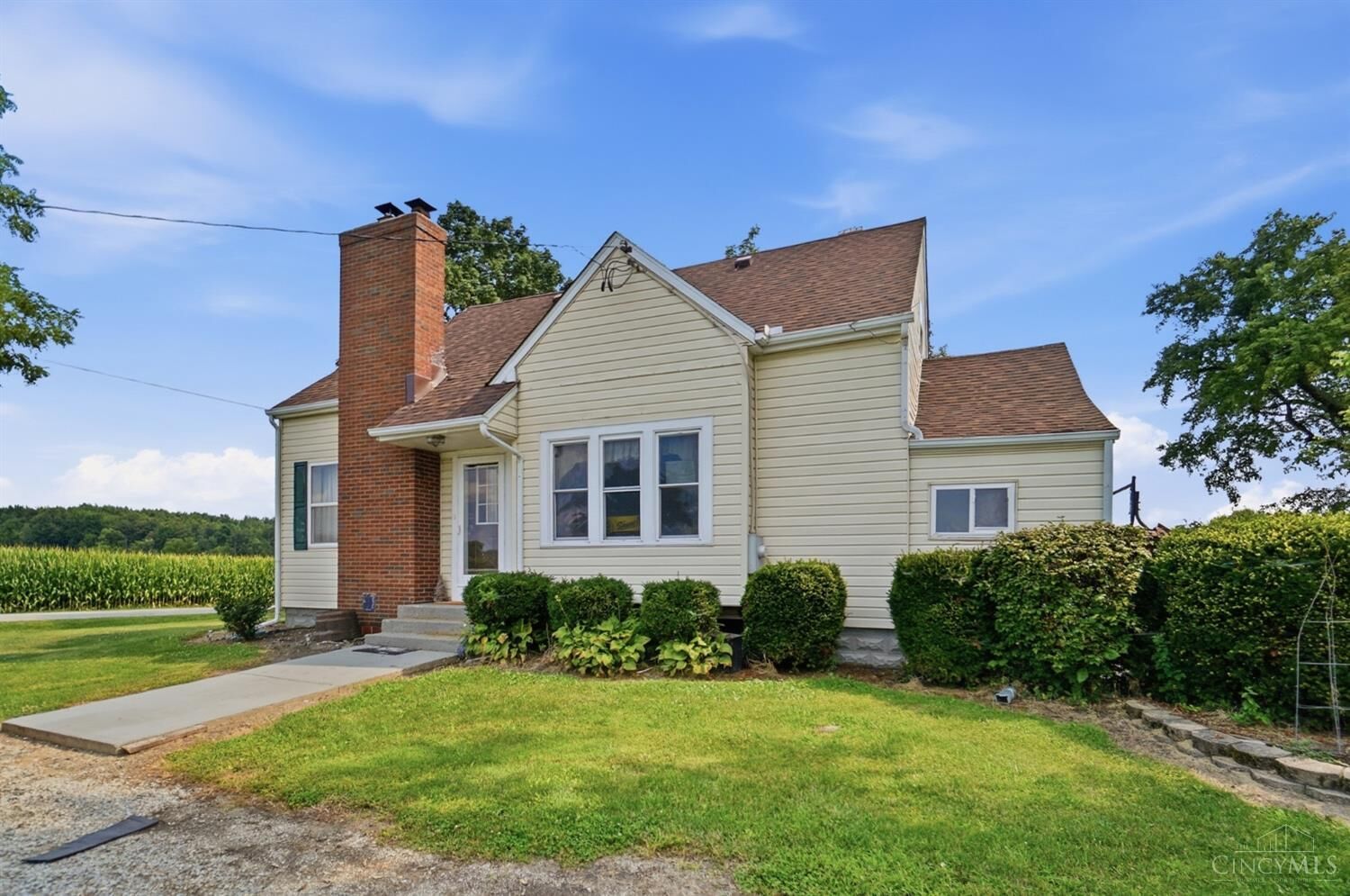 Property Photo: 1129 Watkins Road OH 45335
