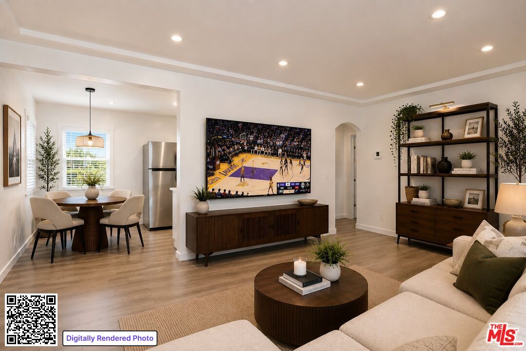 Property Photo: 1805 7th St, Unit 3 CA 90401