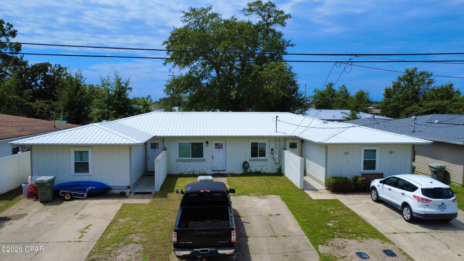 Property Photo: 917 Bradford Circle FL 32444