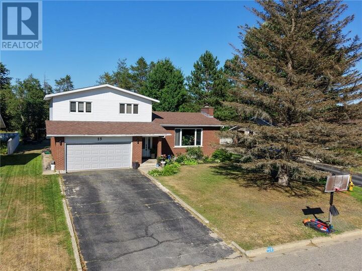 Property Photo:  25 Goodman Avenue  ON P5E 1A5 