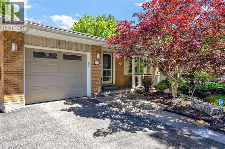 Property Photo:  240 Willowdale Avenue  ON N2J 3M1 