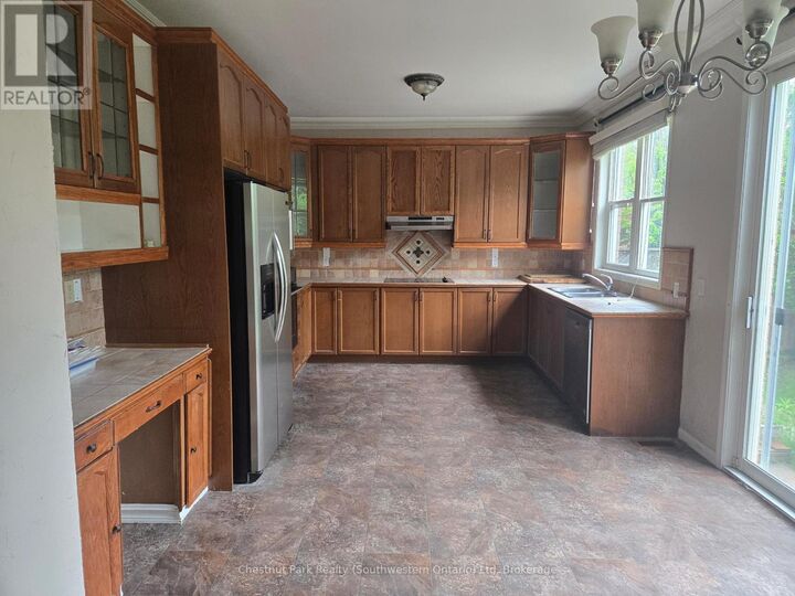 Property Photo: 147 Baggs Crescent ON N1T 2E8