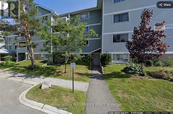 212 Viewmount Drive 109 — photo 1