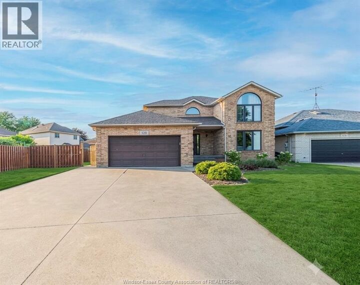 Property Photo: 120 Hampton Crescent ON N9E 4M5