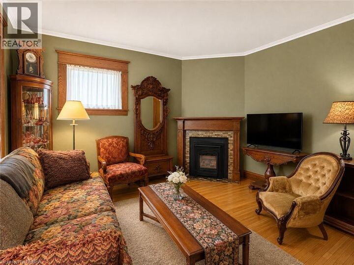 Property Photo: 49 Palmerston Avenue ON N3T 4L1