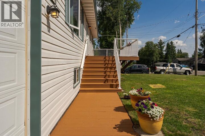 Property Photo: 2314 Glenngarry Road BC V2K 3E8