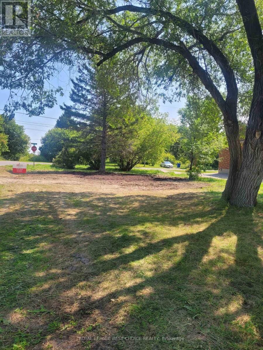 Property Photo:  95 Birch Street  ON P0J 1R0 