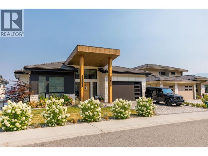 Property Photo: 2585 Casa Palmero Drive BC V1Z 4B1