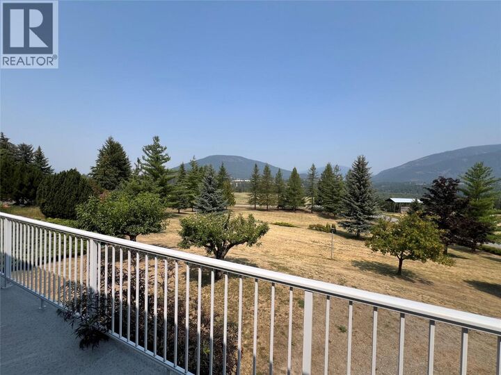 Property Photo: 3765 Crestview Road BC V0B 1G2