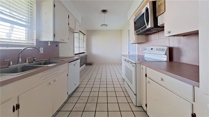 Property Photo: 4245 Dody Street TX 78411