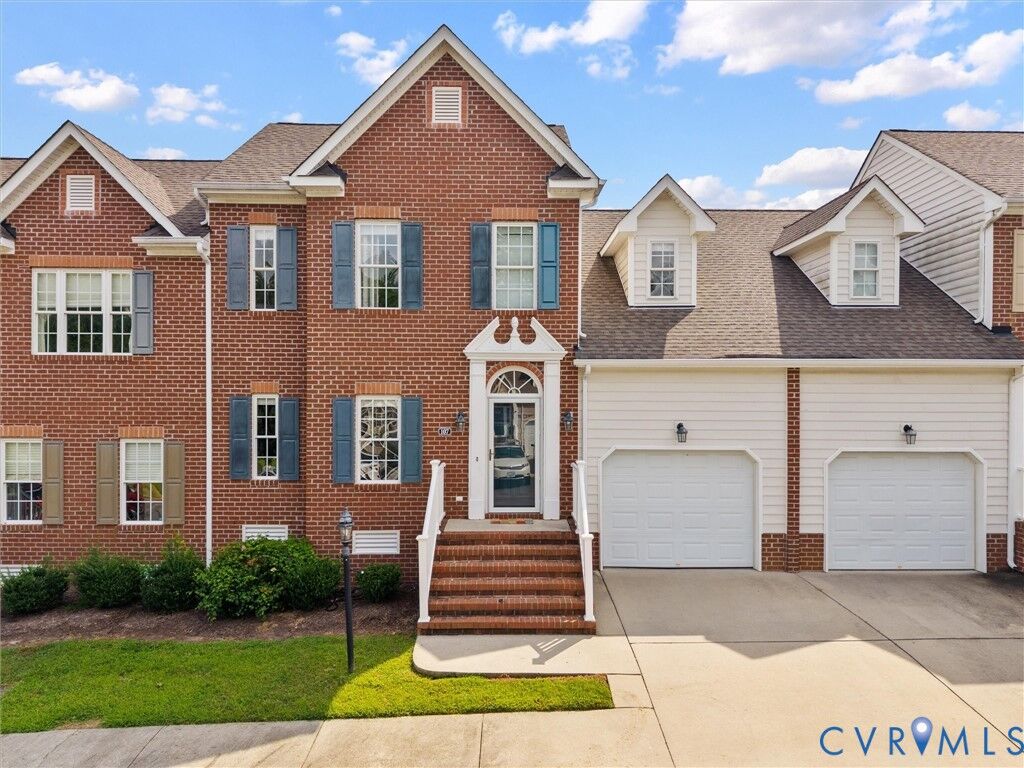 Property Photo: 107 Creekridge Place VA 23834