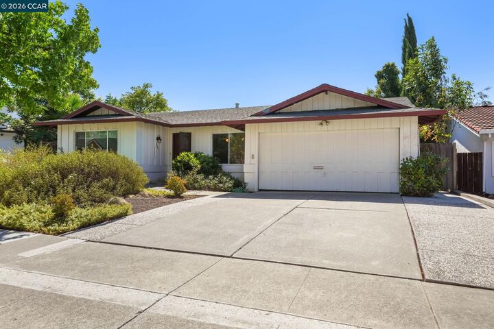 Property Photo: 2623 Primera Ct CA 95148