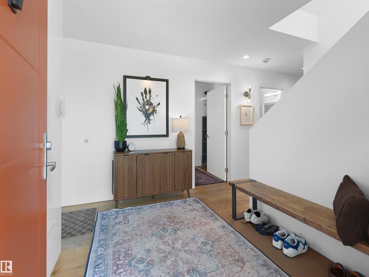 Property Photo:  8011 110 Street NW  AB T6G 1J9 