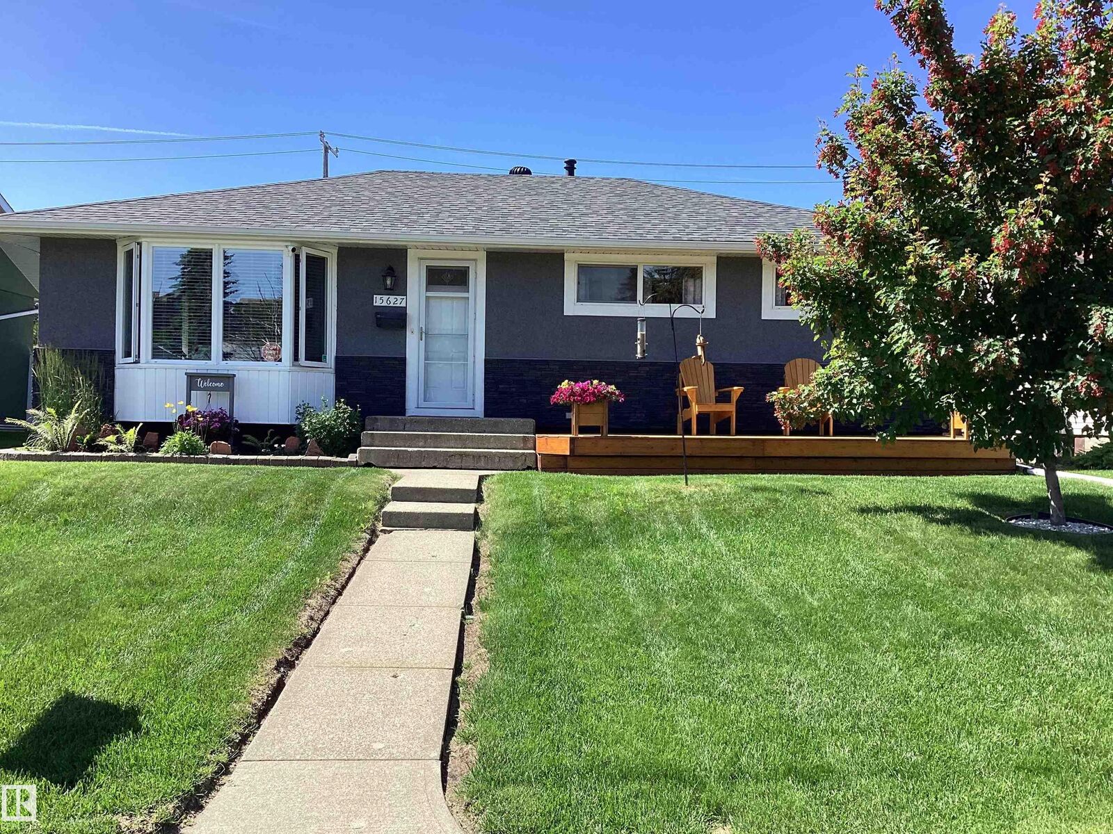 Property Photo: 15627 83 Avenue NW AB T5R 3T6