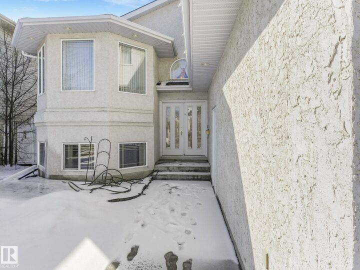 Property Photo: 1054 Ormsby Crescent NW AB T5T 6J5
