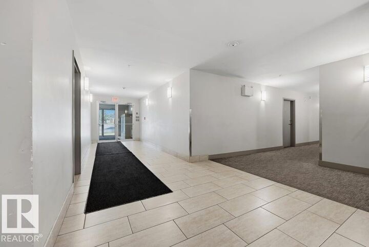 Property Photo: 10611 117 Street NW 105 AB T5H 0G6