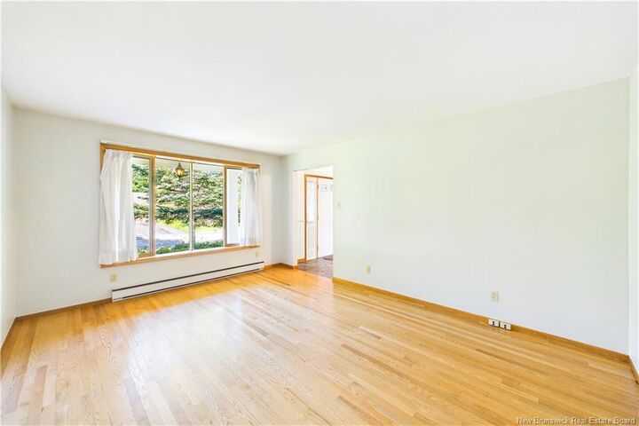 Property Photo: 42 Wallace Court NB E1B 3T1