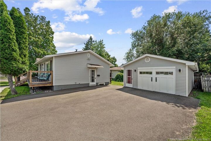 Property Photo: 237 Buckingham Avenue NB E1B 2N9