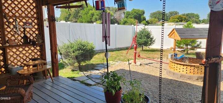 Property Photo: 113 Partridge Lane SE 4018337 ND 58554
