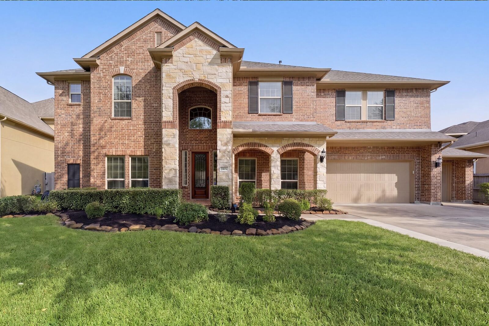 Property Photo: 2404 Mallorca Pass TX 77573