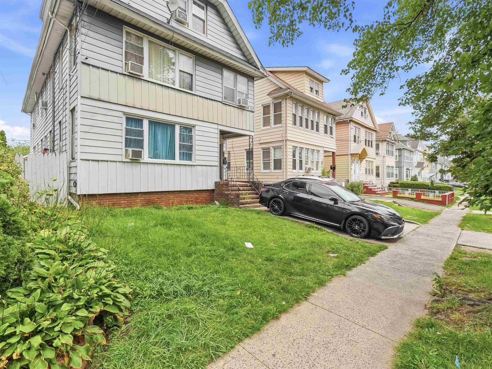Property Photo: 745 Jersey Ave NJ 07202