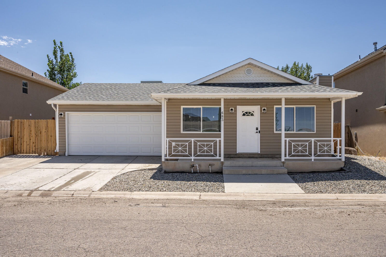 Property Photo: 683 W 1350 N UT 84721