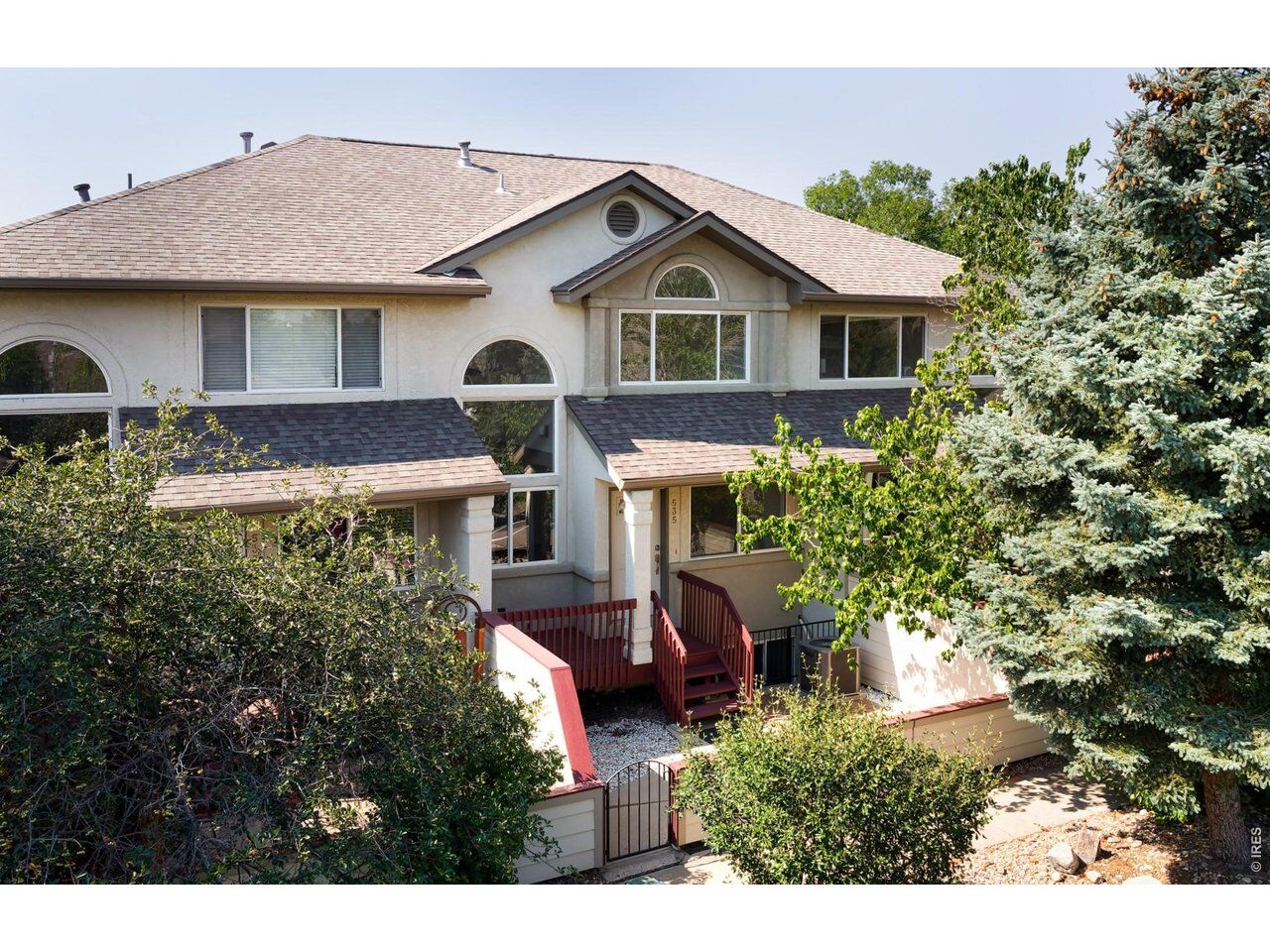 Property Photo: 535 Ridgeview Dr CO 80027