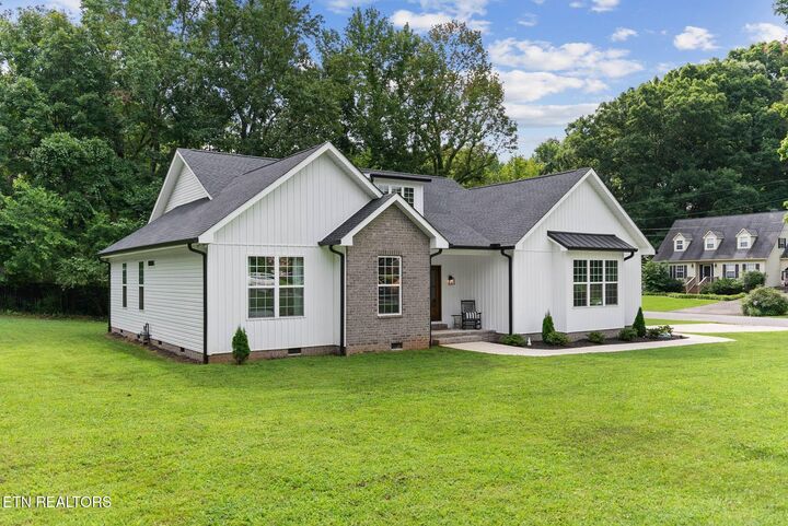 Property Photo:  1840 Timbercrest Drive  TN 37303 