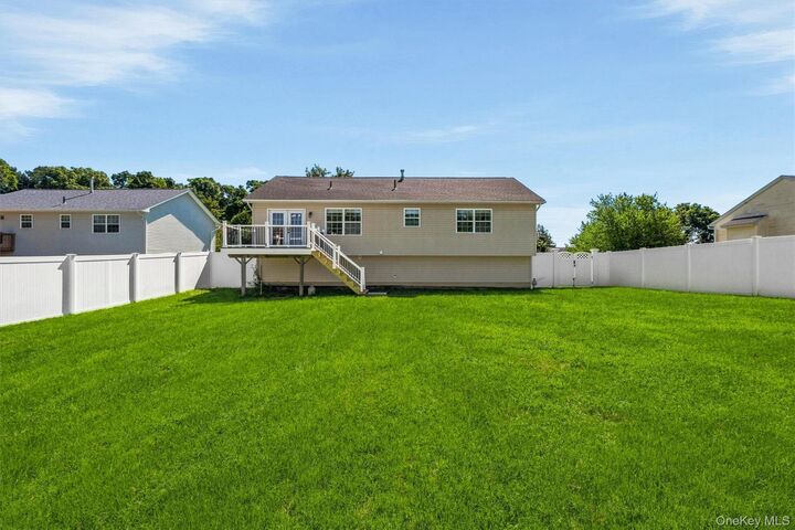 Property Photo: 17 Princeton Drive NY 12586