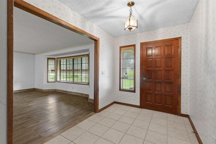 Property Photo:  521 Fernwood Drive  FL 32701 