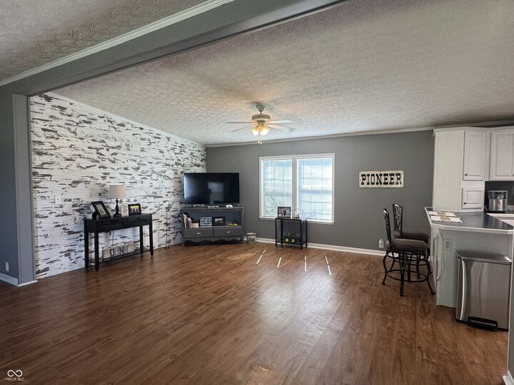 Property Photo:  4797 S 100 E  IN 46031 