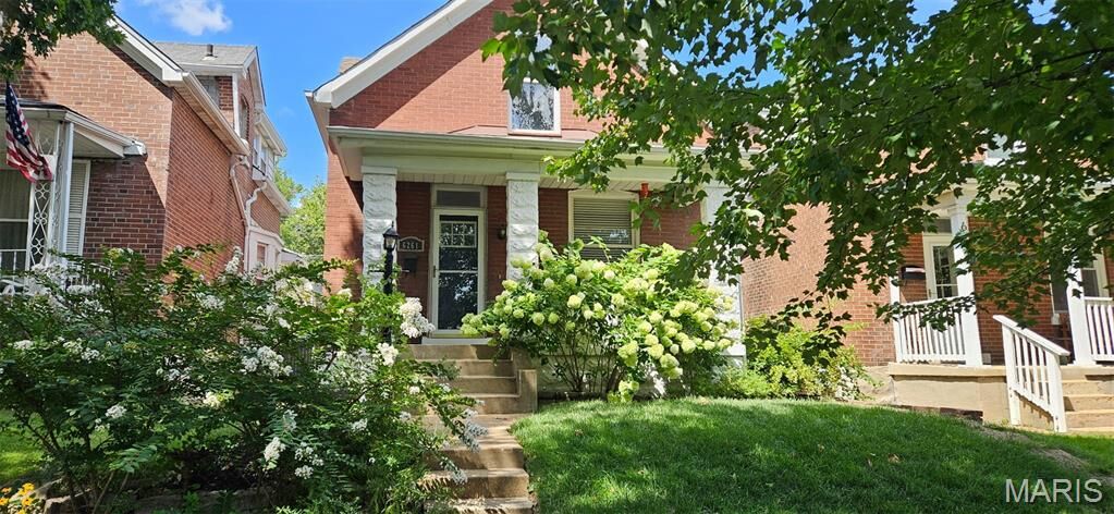 Property Photo: 6261 Reber Place MO 63139