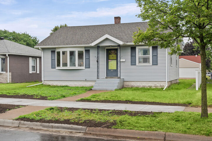 Property Photo: 2113 16th St S WI 54601
