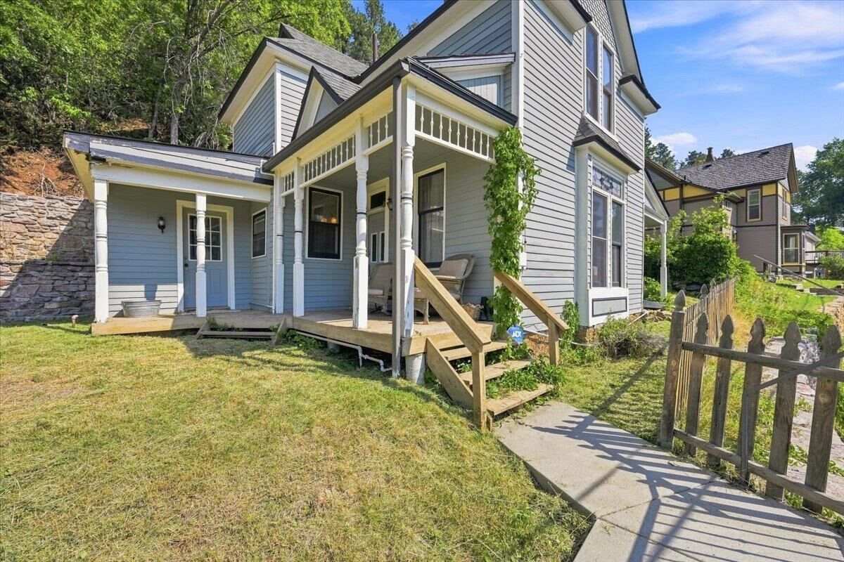 Property Photo:  91 Forest Avenue  SD 57732 